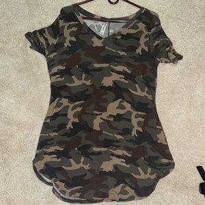 Camo top